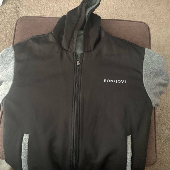 Bon Jovi Tour Jacket - XL - Picture 1 of 6